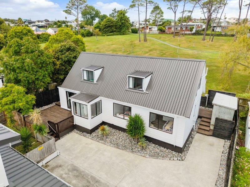 9A Brandon Road, Manly, Whangaparaoa - Carousel 1