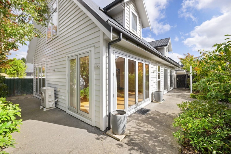 19 Shrewsbury Street, Merivale, Christchurch - Carousel 1