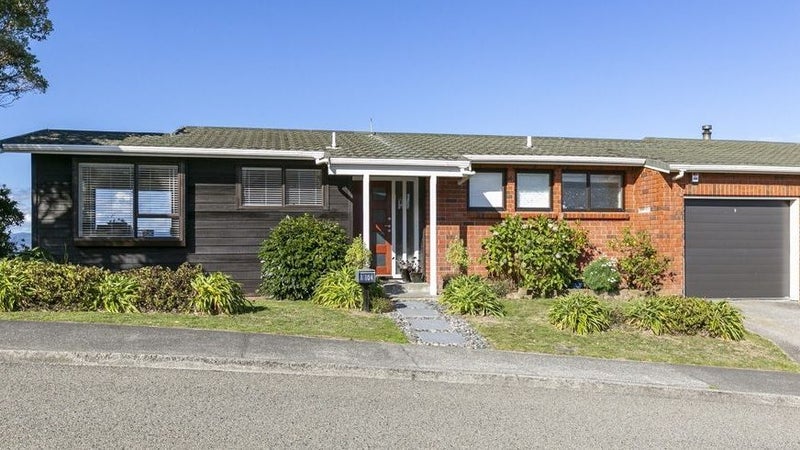 1/104 Madras Street, Khandallah, Wellington - Carousel 1