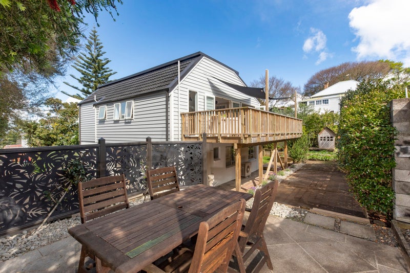 2/8 Matiere Road, Onehunga, Auckland - Carousel 1