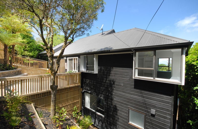 83 Woodlands Crescent, Browns Bay, Auckland - Carousel 1