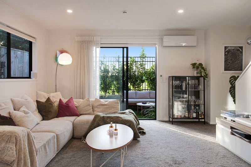 5/61 Wingate Street, Avondale, Auckland - Carousel 1