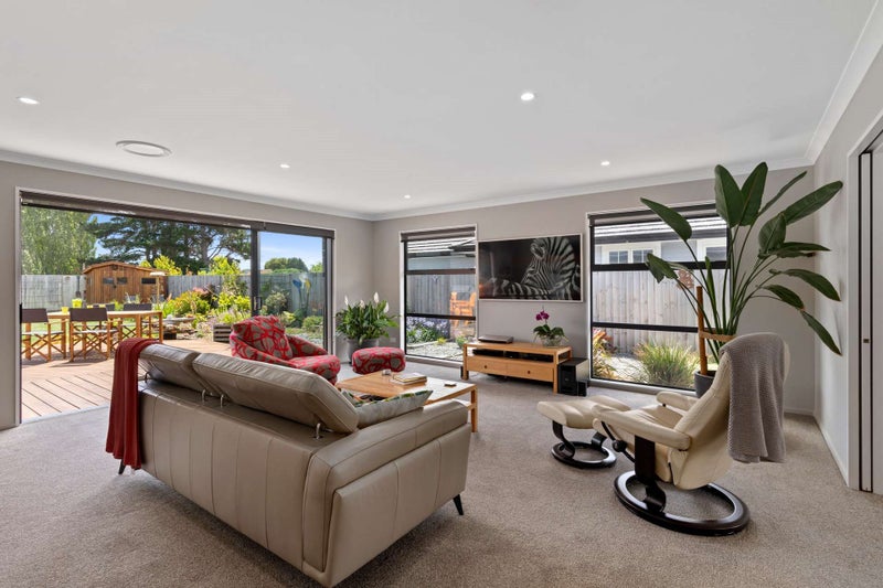 10 Alexandrina Street, Marshland, Christchurch - Carousel 1