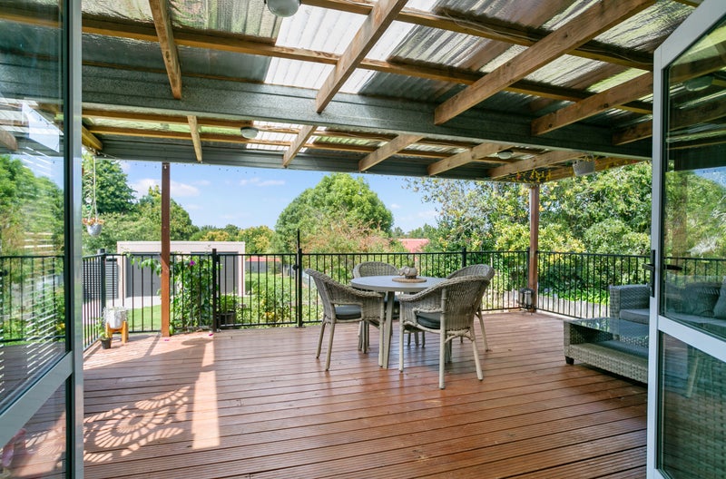 8 Lyon Street, Kihikihi, Te Awamutu - Carousel 1