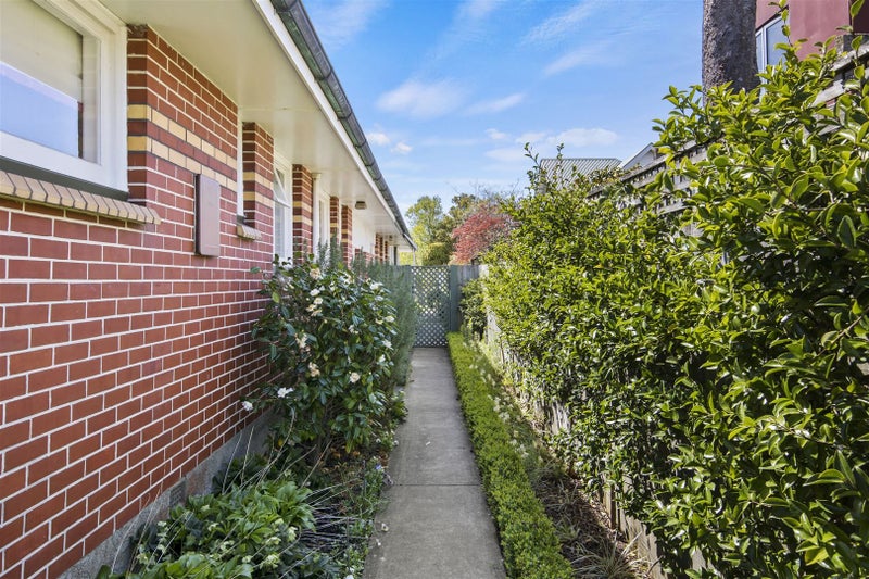 1/10 Bretts Road, St Albans, Christchurch - Carousel 9