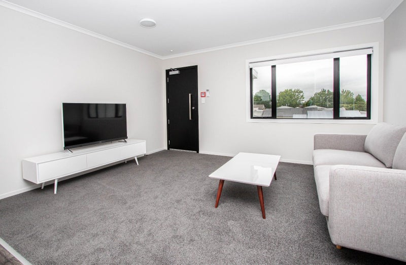 204/17 Vialou Street, Hamilton Central, Hamilton - Carousel 2