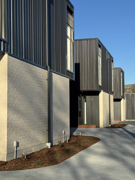 3/106 Somerfield Street, Somerfield, Christchurch - Carousel 10