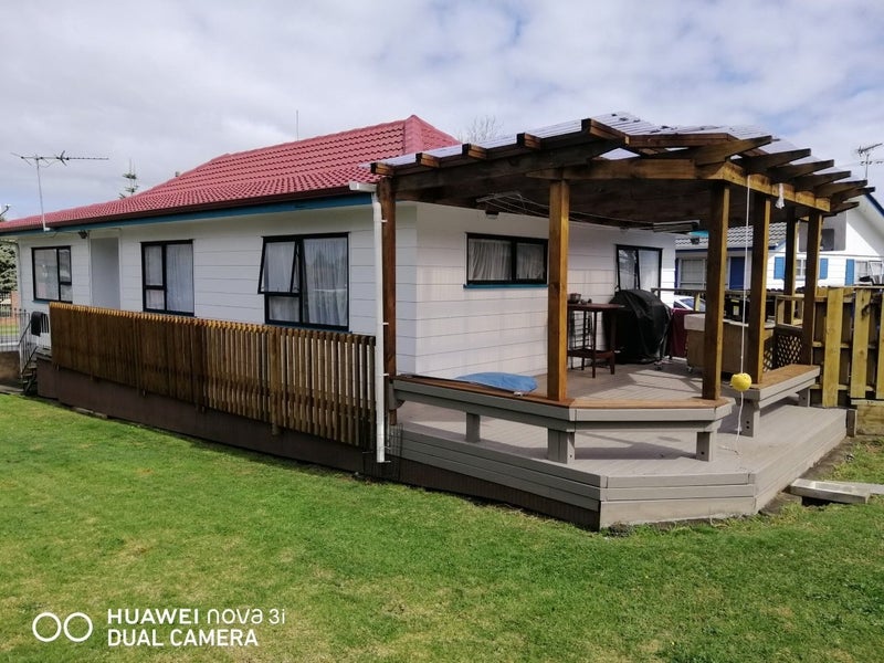 221 Mahia Road, Wattle Downs, Auckland - Carousel 1