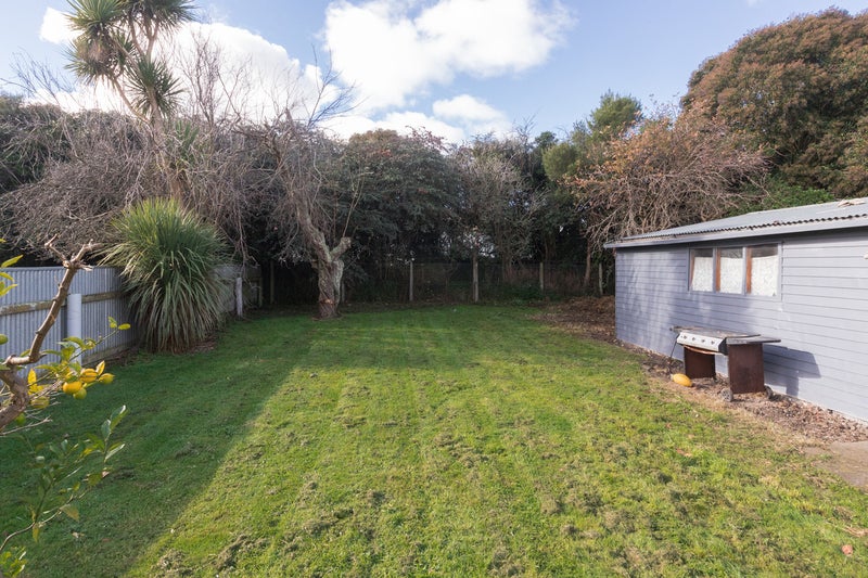 108 Highbury Avenue, Highbury, Palmerston North - Carousel 18