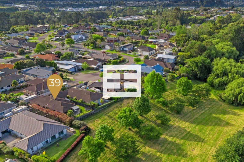 39 Stamford Place, Ohauiti, Tauranga - Carousel 1