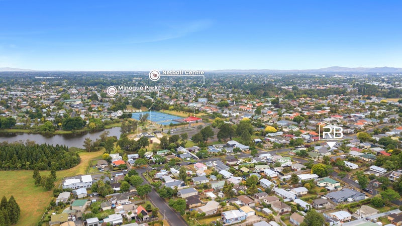 3A Walsh Street, Forest Lake, Hamilton - Carousel 24