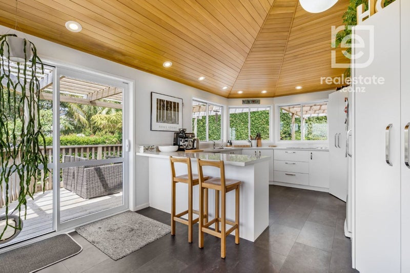 23A Aberdeen Road, Castor Bay, Auckland - Carousel 2