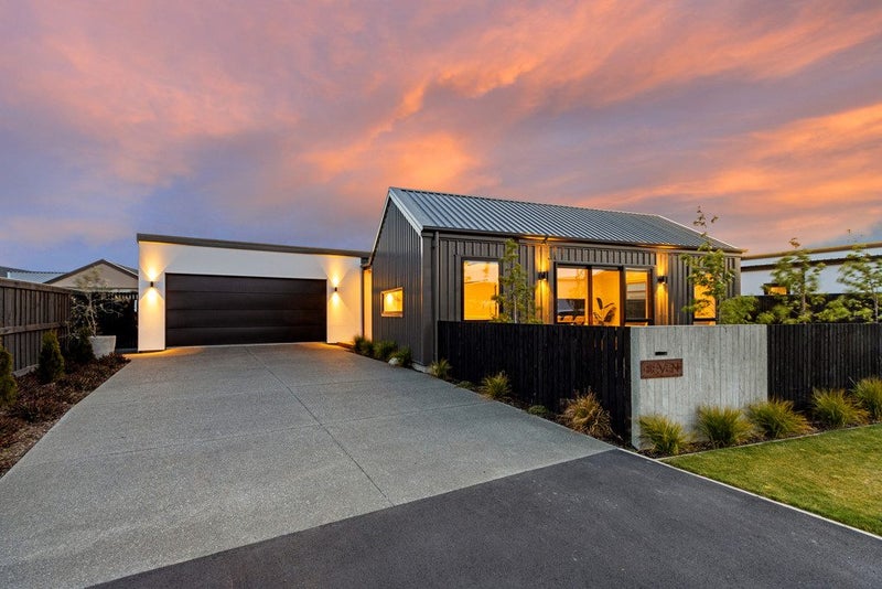 7 Blackhill Place, Halswell, Christchurch - Carousel 1