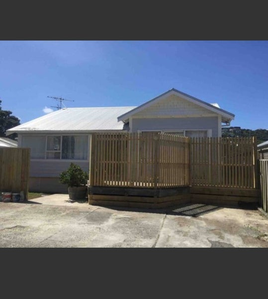 34 Park Rd, Miramar, Wellington - Carousel 1