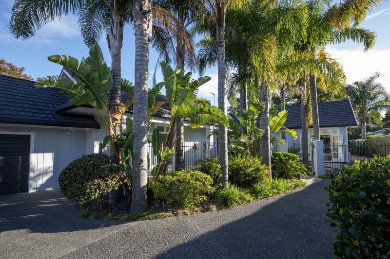 699 River Road, Chartwell, Hamilton - Carousel 2