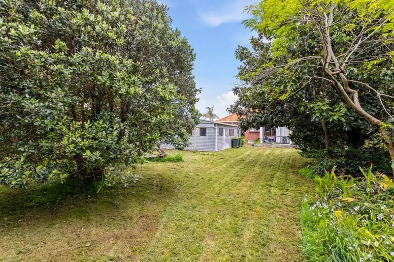 6 Somerset Road, Mount Roskill, Auckland - Carousel 14
