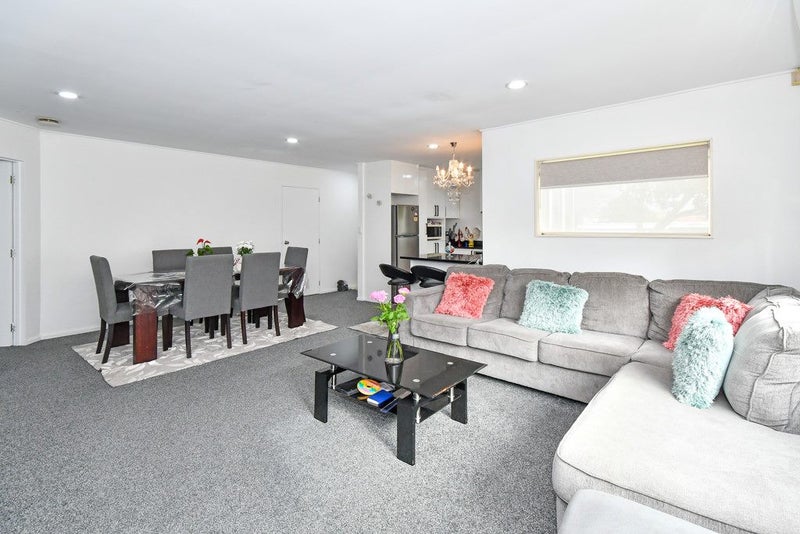 2/49 Pah Road, Papatoetoe, Auckland - Carousel 2