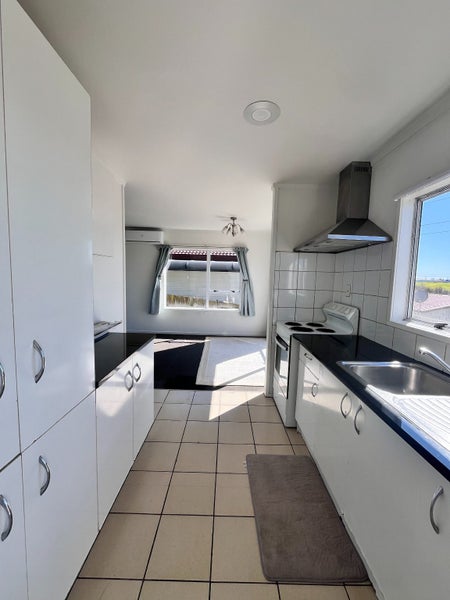 25 Belinda Avenue, Flat Bush, Auckland - Carousel 9