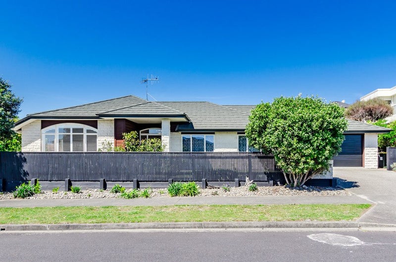 1 Rifleman Lane, Paraparaumu Beach, Paraparaumu - Carousel 1