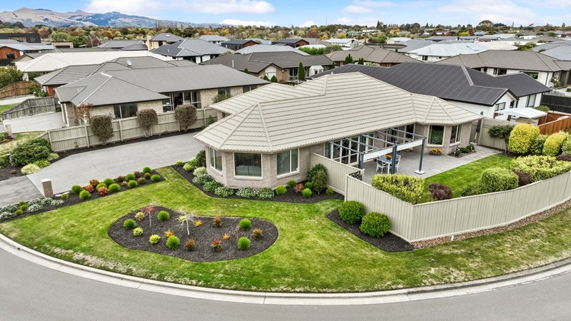 9 Flaxon Place, Burwood, Christchurch - Carousel 1
