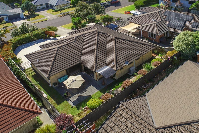 18 Waipuna Grove, Welcome Bay, Tauranga - Carousel 2