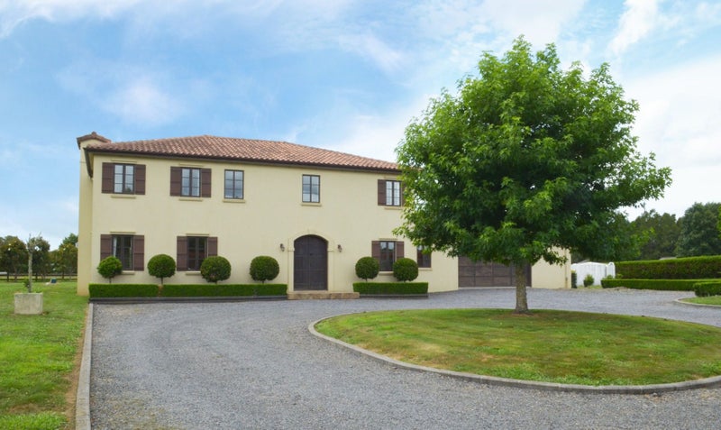 441 Oira Road, Drury - Carousel 2