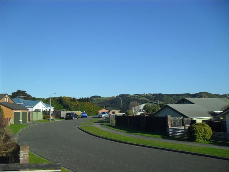 1/7 Jasmine Grove, Maungaraki, Lower Hutt - Carousel 18