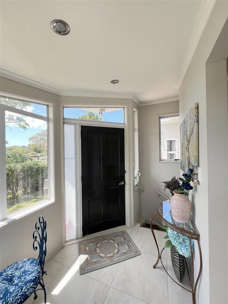 10 Salamanca Road, Sunnynook, Auckland - Carousel 2