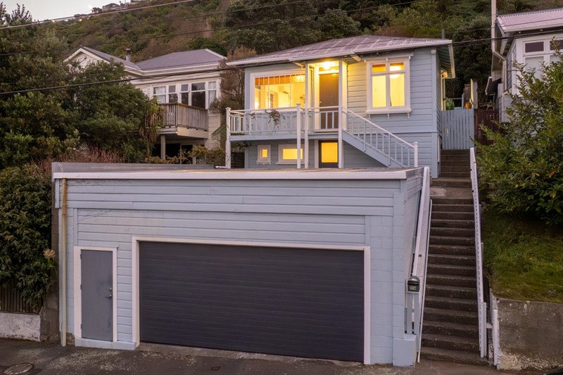 176 Sutherland Road, Lyall Bay, Wellington - Carousel 2