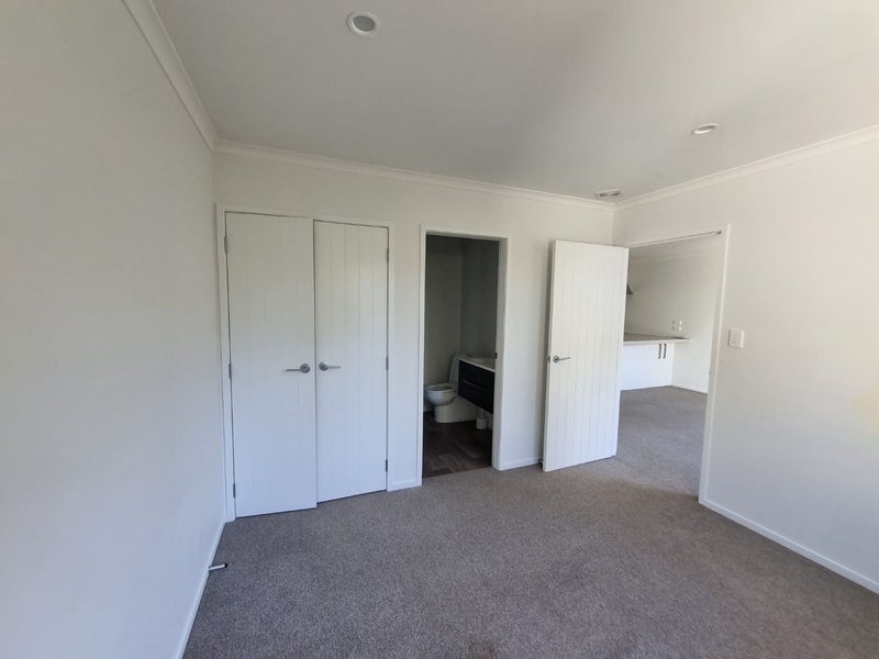 2/60 Boundary Road, Claudelands, Hamilton - Carousel 2