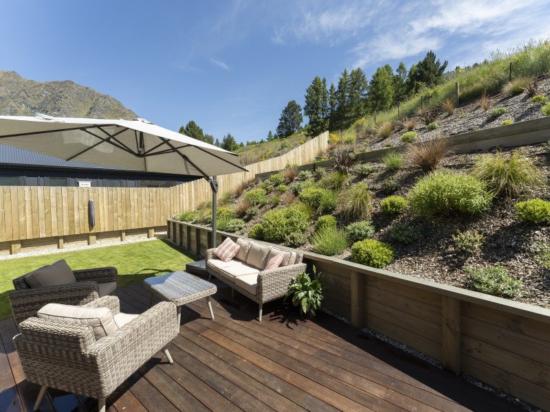 22 Morning Star Terrace, Arthurs Point, Queenstown - Carousel 26