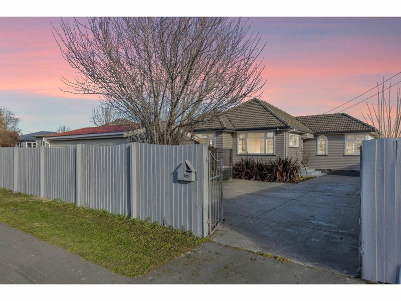 1/125 Vagues Road, Northcote, Christchurch - Carousel 2