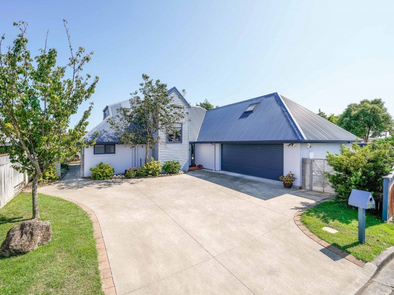 12 Murphy Court, Highbury, Palmerston North - Carousel 1