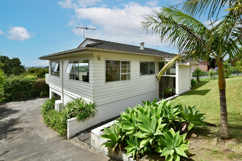 763 East Coast Road, Northcross, Auckland - Carousel 2