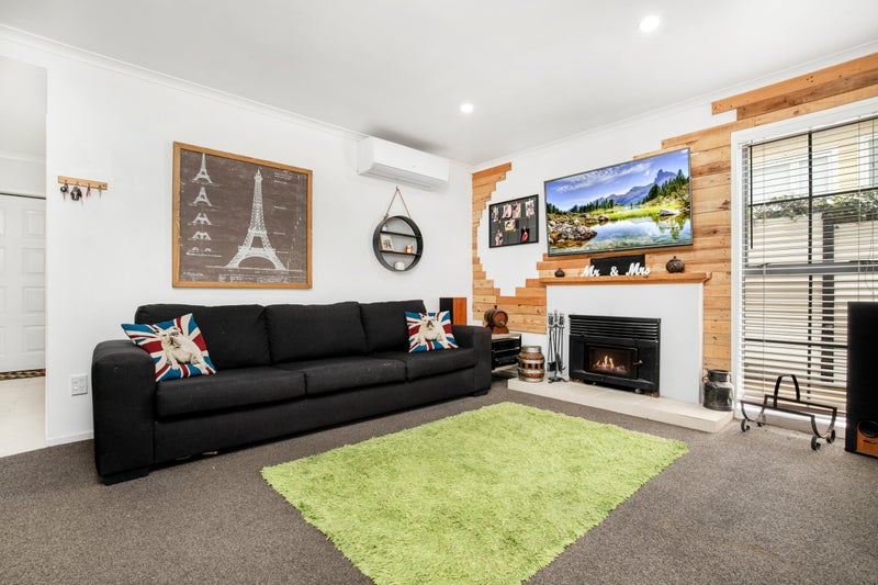 14 Holiday Road, Stanmore Bay, Whangaparaoa - Carousel 2