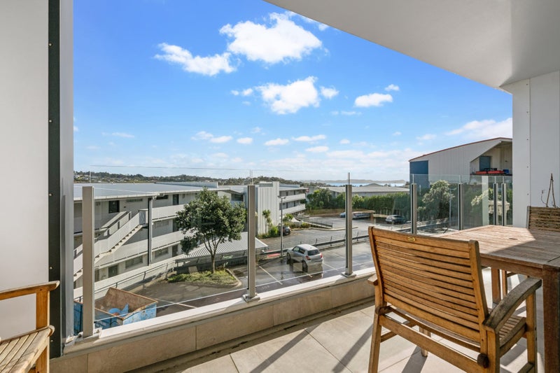 217/17 Link Crescent, Stanmore Bay, Whangaparaoa - Carousel 2