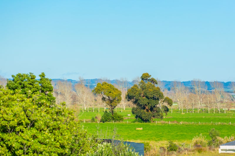 429A Pukehina Parade, Pukehina, Te Puke - Carousel 24