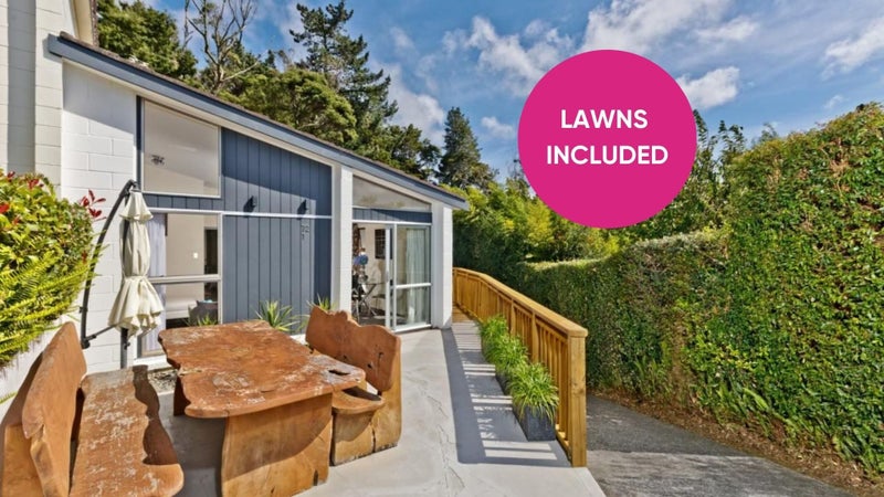 71 Mountbatten Avenue, Hillcrest, Auckland - Carousel 1