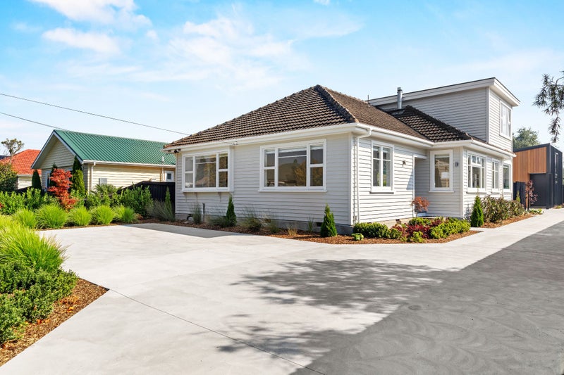 207 Weston Road, St Albans, Christchurch - Carousel 1