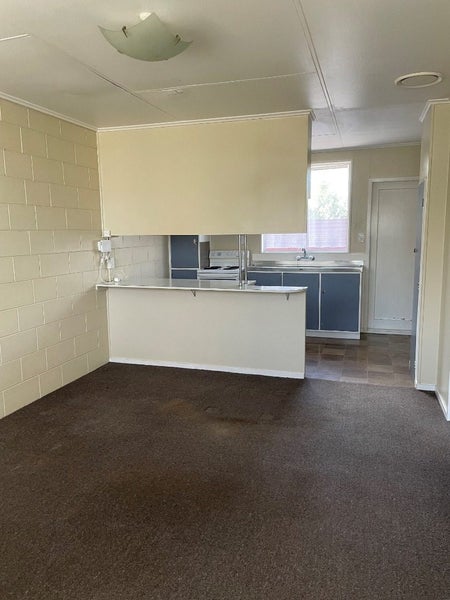 101 Heretaunga Street, Palmerston North - Carousel 2