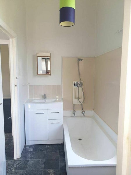 6 Caius Avenue, Gonville, Whanganui - Carousel 10