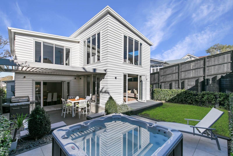 23 Hawera Road, Kohimarama, Auckland - Carousel 1