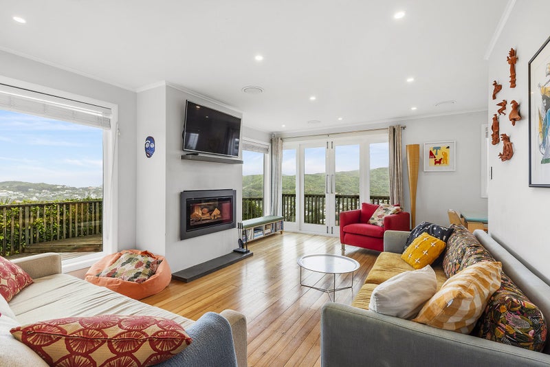 23 Hudson Street, Island Bay, Wellington - Carousel 1