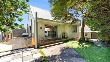 49 Jonathon Street, Brookfield, Tauranga - Carousel 1