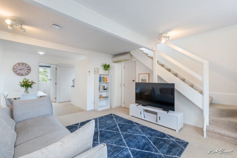 26B Viewmont Drive, Harbour View, Lower Hutt - Carousel 1