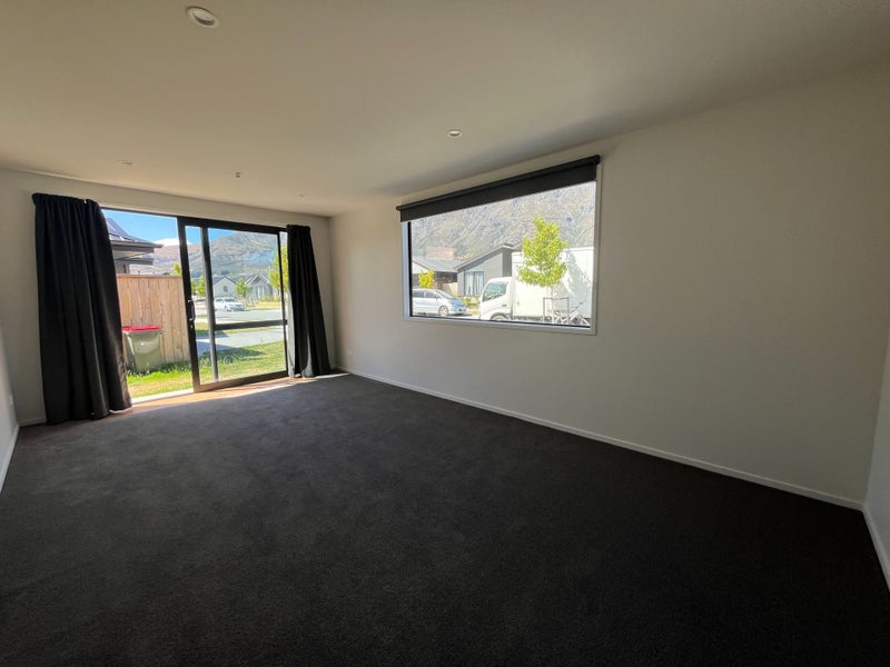 10 Collie Road, Jacks Point, Queenstown - Carousel 2