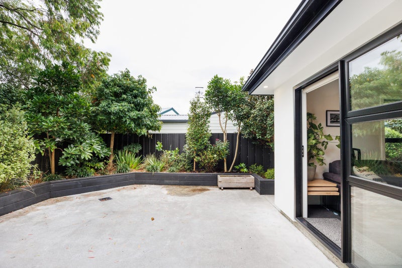 24B Roberts Line, Kelvin Grove, Palmerston North - Carousel 20