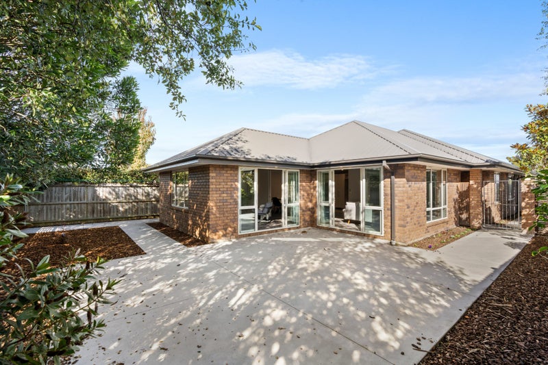 92 Condell Avenue, Papanui, Christchurch - Carousel 1