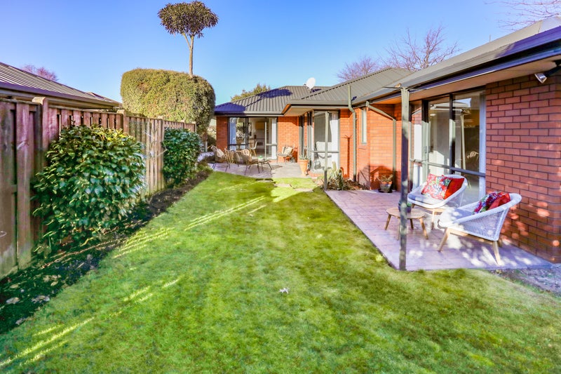 11 Villa Grove, Ilam, Christchurch - Carousel 19