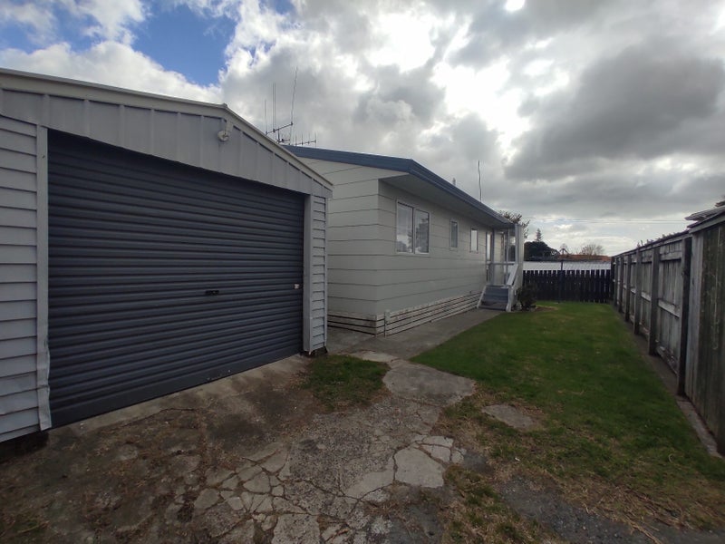 11B Greerton Road, Gate Pa, Tauranga - Carousel 15